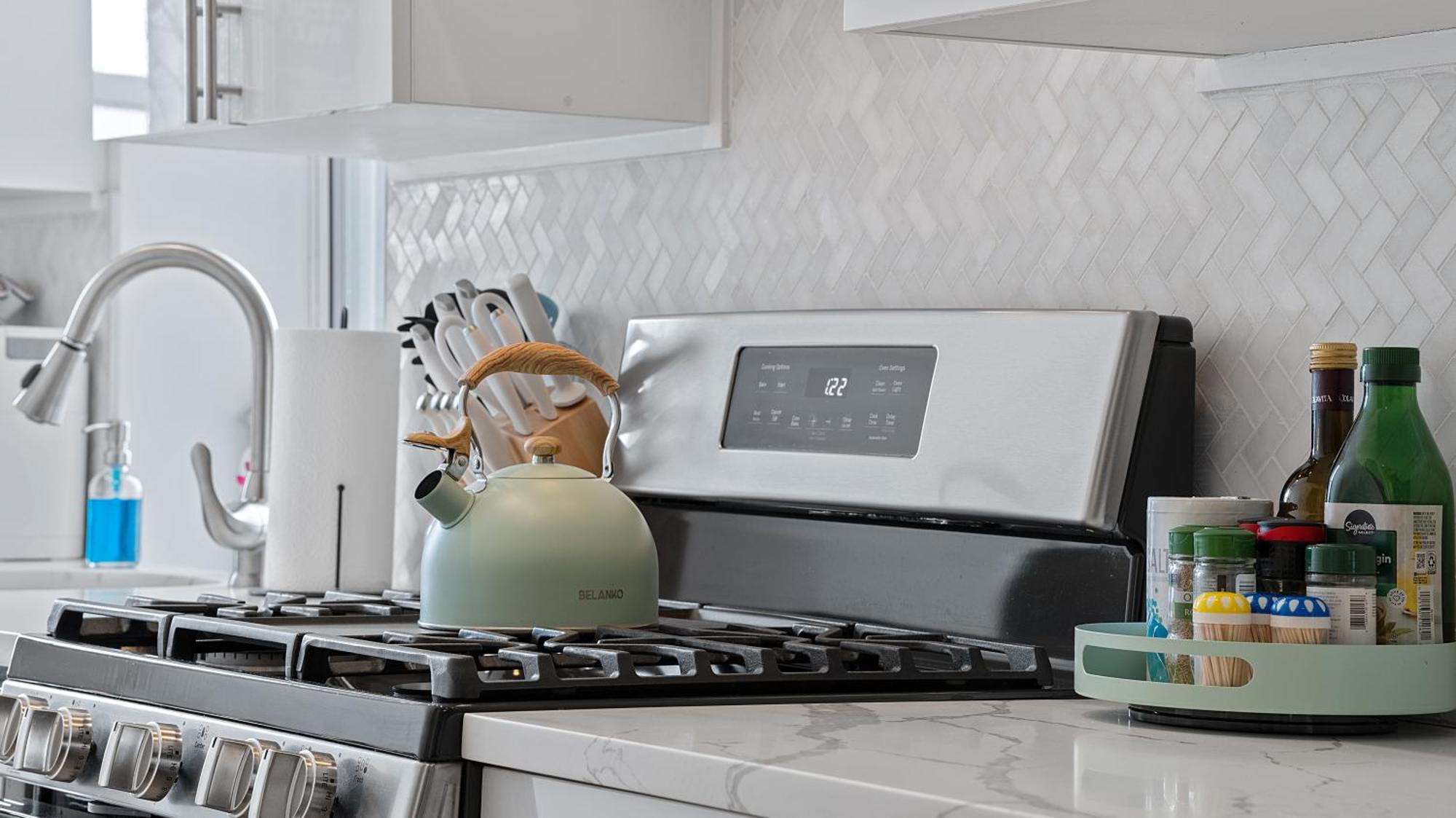 Chic Penthouse 15 Minutes From Nyc - Bus Stop At Doorstep 호보컨 외부 사진