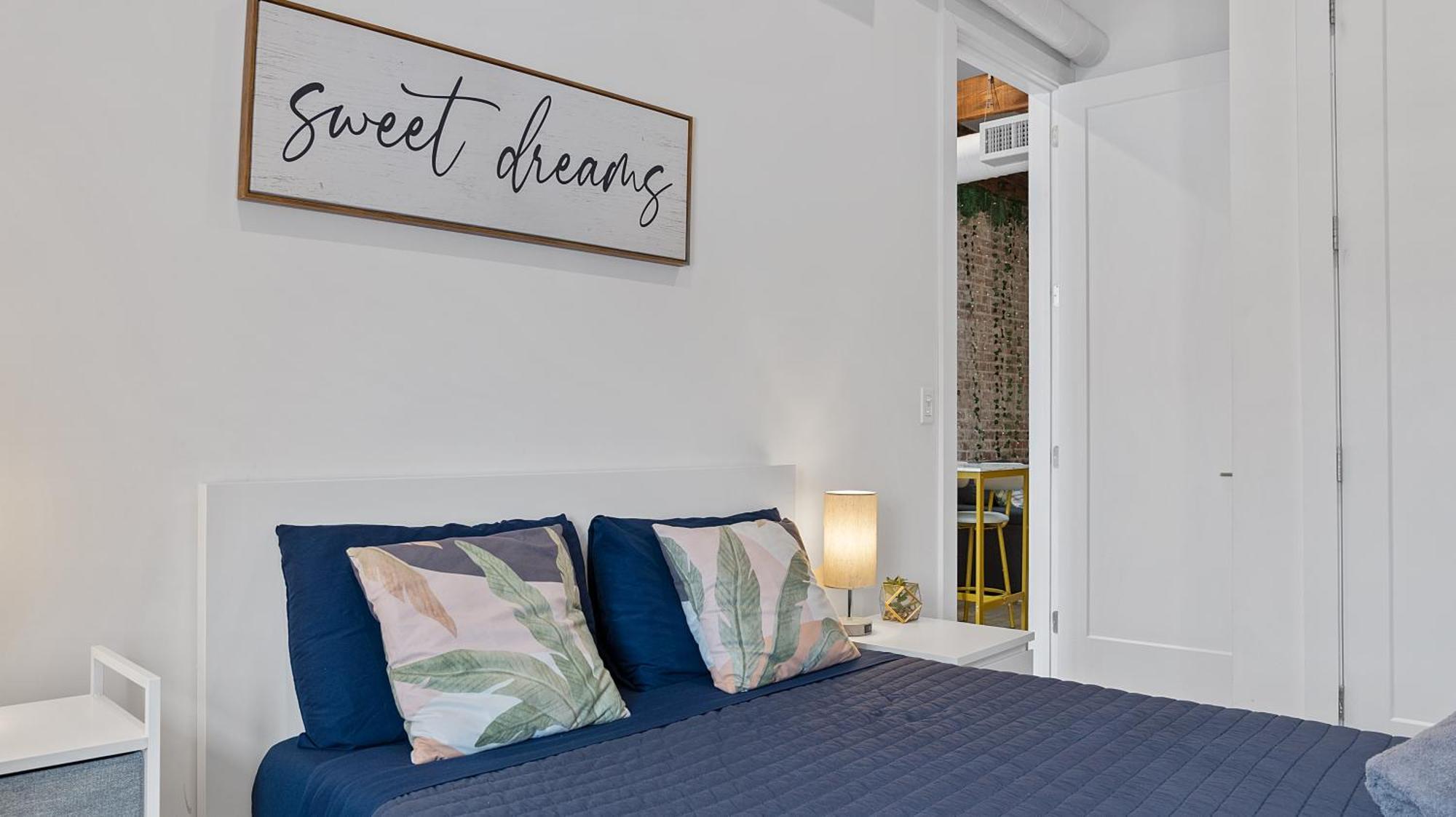 Chic Penthouse 15 Minutes From Nyc - Bus Stop At Doorstep 호보컨 외부 사진
